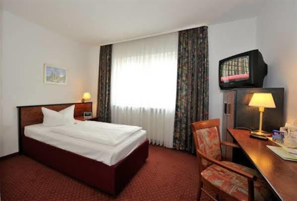 Rhein Neckar Hotel Μάνχαιμ Εξωτερικό φωτογραφία