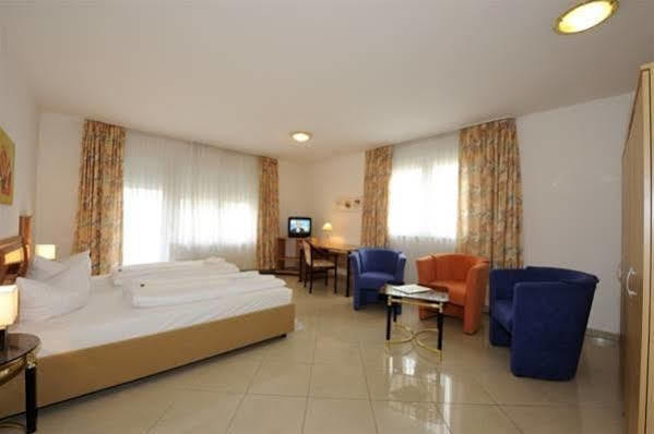 Rhein Neckar Hotel Μάνχαιμ Εξωτερικό φωτογραφία